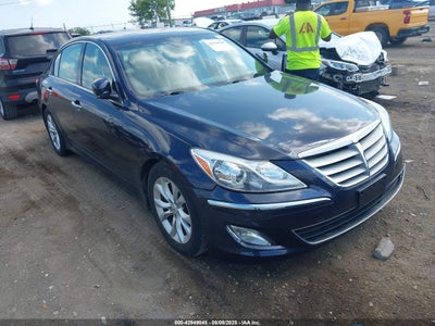 HYUNDAI GENESIS 2012