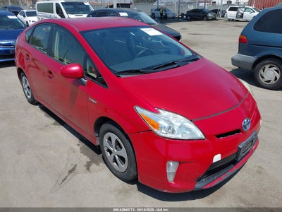 TOYOTA PRIUS 2012
