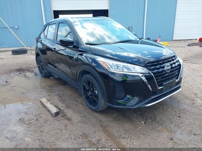 NISSAN KICKS 2024
