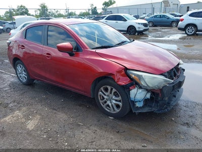 TOYOTA YARIS IA 2017
