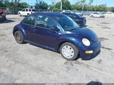 VOLKSWAGEN NEW BEETLE 2002