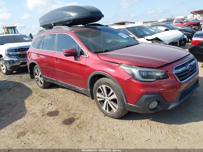 SUBARU OUTBACK 2018