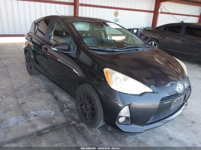 TOYOTA PRIUS C 2013