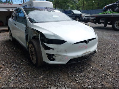 TESLA MODEL X 2020