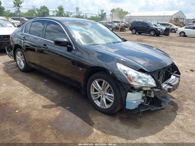 INFINITI Q40 2015