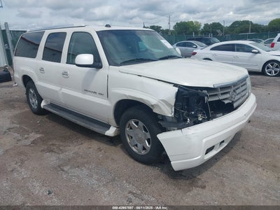 CADILLAC ESCALADE ESV 2004