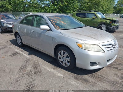 TOYOTA CAMRY 2010