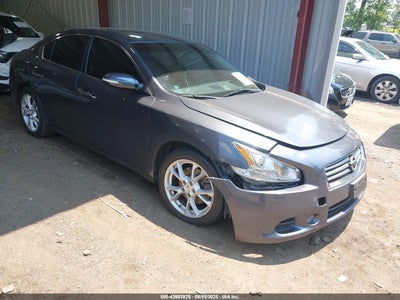 NISSAN MAXIMA 2012