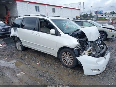 TOYOTA SIENNA 2008