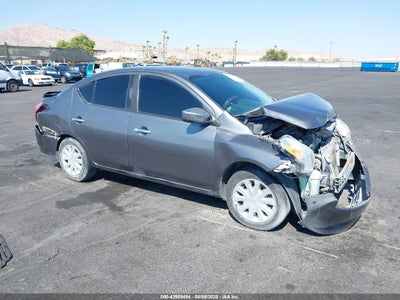 NISSAN VERSA 2016