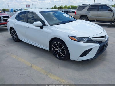 TOYOTA CAMRY 2018