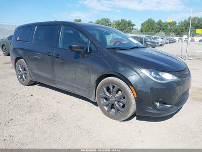 CHRYSLER PACIFICA 2019