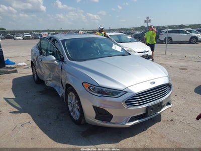 FORD FUSION HYBRID 2019