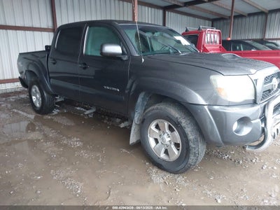 TOYOTA TACOMA 2011