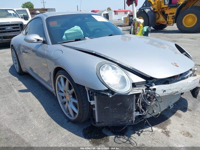 PORSCHE 911 2005