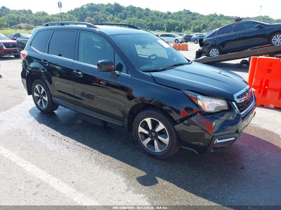 SUBARU FORESTER 2017