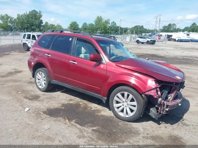 SUBARU FORESTER 2012