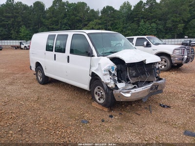 GMC SAVANA 2500 2015