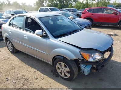 KIA RIO 2010