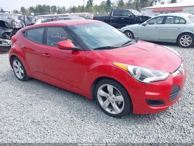 HYUNDAI VELOSTER 2015