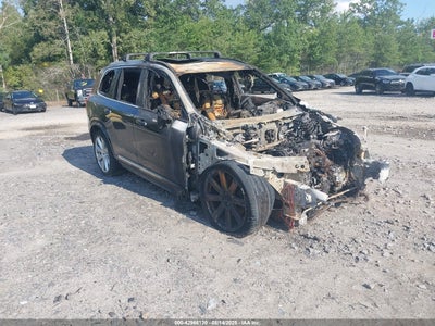 VOLVO XC90 2017