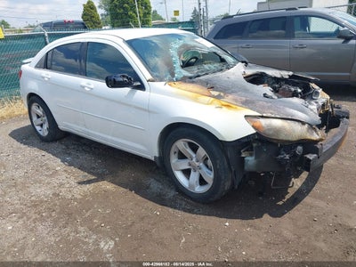 CHRYSLER 200 2012