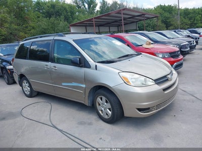 TOYOTA SIENNA 2005