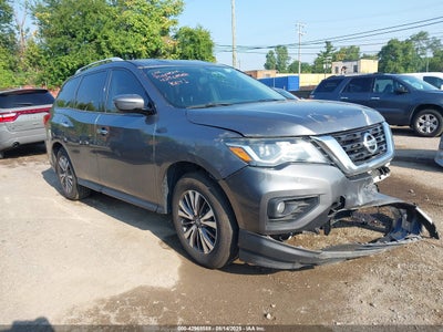 NISSAN PATHFINDER 2017