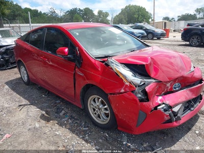 TOYOTA PRIUS 2018