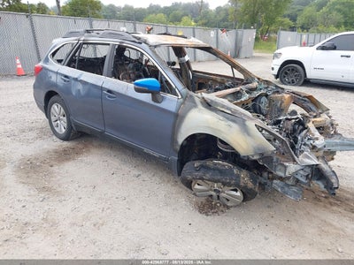 SUBARU OUTBACK 2018