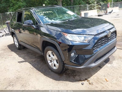 TOYOTA RAV4 2021
