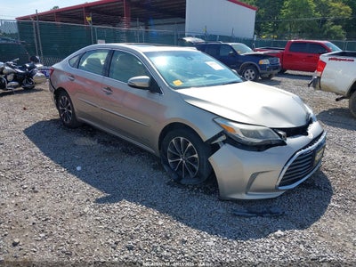 TOYOTA AVALON HYBRID 2017
