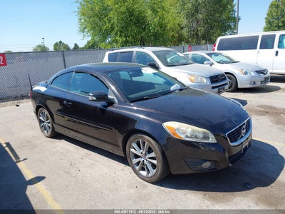 VOLVO C70 2011