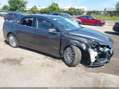 FORD FUSION ENERGI 2016