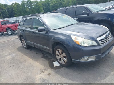 SUBARU OUTBACK 2011