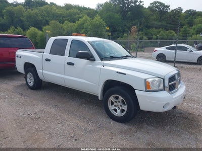 DODGE DAKOTA 2006