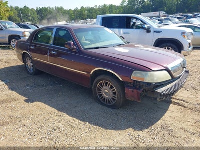 LINCOLN TOWN CAR 2006
