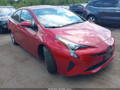 TOYOTA PRIUS 2016