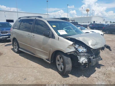 TOYOTA SIENNA 2008