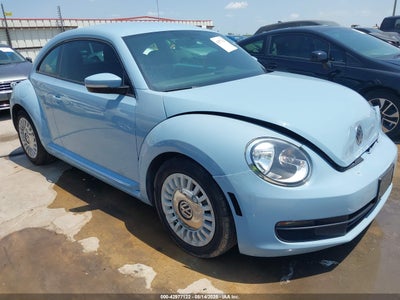 VOLKSWAGEN BEETLE 2014