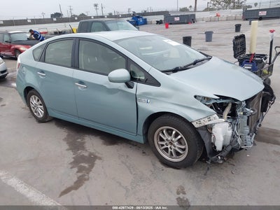 TOYOTA PRIUS PLUG-IN 2014