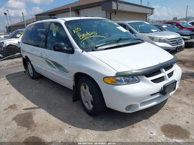 DODGE GRAND CARAVAN 2000