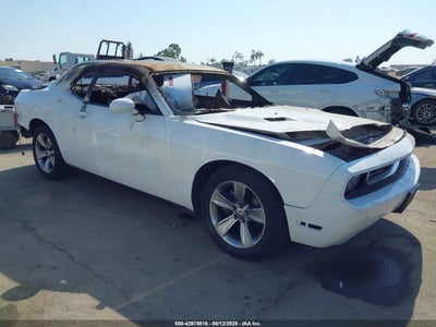 DODGE CHALLENGER 2013