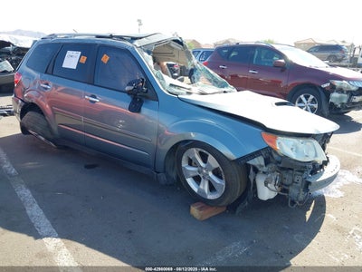 SUBARU FORESTER 2011