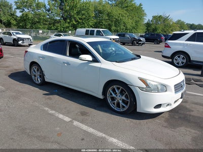 NISSAN MAXIMA 2010