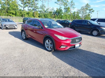INFINITI QX30 2017