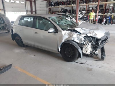 VOLKSWAGEN GOLF 2011