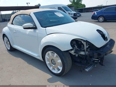 VOLKSWAGEN BEETLE 2019