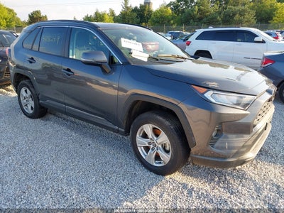 TOYOTA RAV4 2021