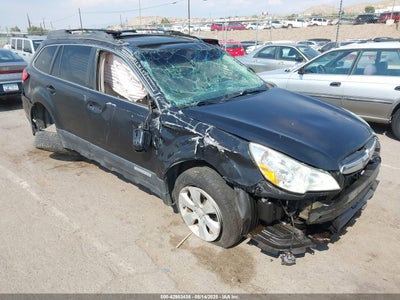 SUBARU OUTBACK 2011
